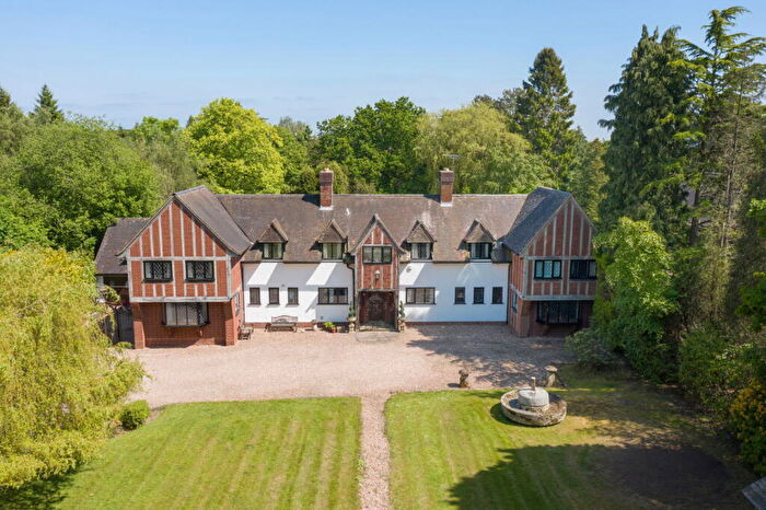 5 Bedroom Detached House For Sale In Linthurst Road, Barnt Green, B45