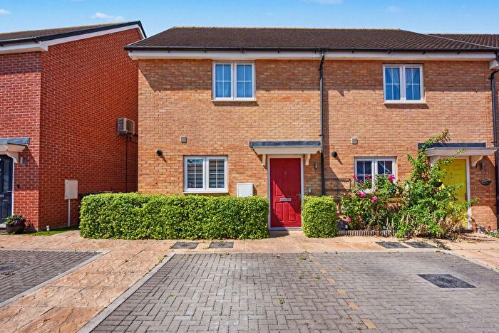 2 Bedroom Semi-Detached House For Sale In Brooklands Road, Rochford, Essex, SS4