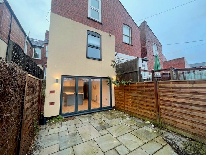 1 Bedroom Flat To Rent In Harrowby Road, Grantham, NG31