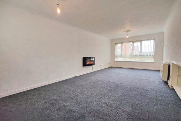 2 Bedroom Flat To Rent In North Park Road, Birmingham, B23