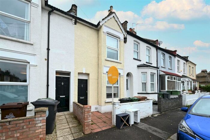 2 Bedroom Terraced House To Rent In Ritchings Avenue, Walthamstow, London, E17