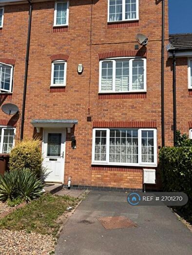 5 Bedroom Terraced House To Rent In Godwin Way, Stoke-On-Trent, ST4