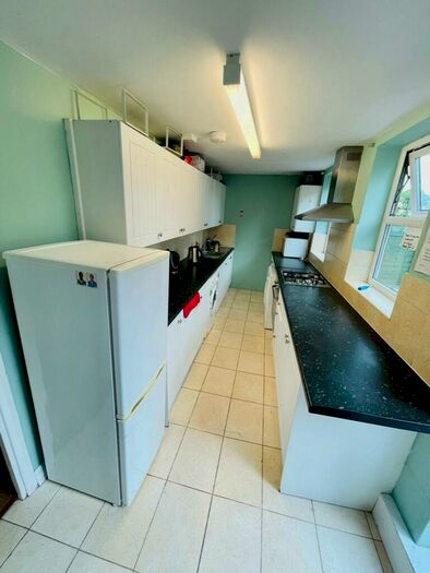 1 Bedroom Flat To Rent In Stoke Newington Church Street London, N16