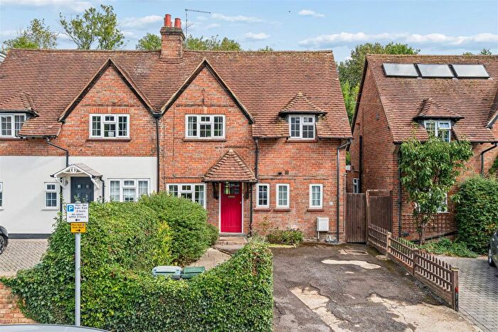 3 Bedroom Semi Detached House For Sale In Lower Road, Chorleywood, WD3