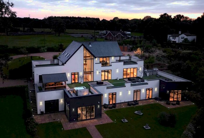 5 Bedroom Detached House For Sale In Shrigley Road South, Pott Shrigley, SK12