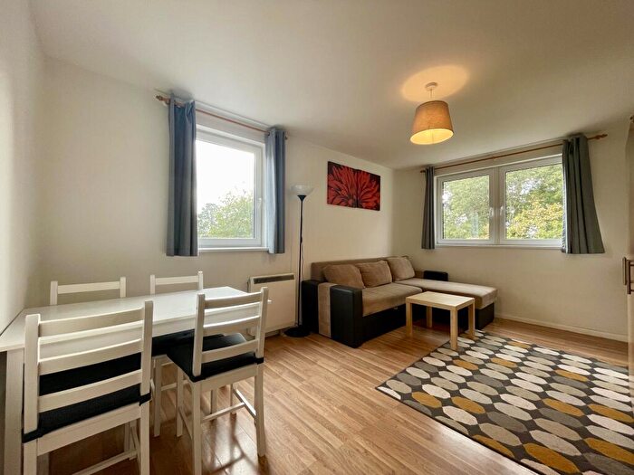1 Bedroom Flat To Rent In Byron House, BR3