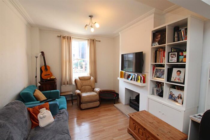 3 Bedroom Property To Rent In Scarletts Road, Colchester, CO1