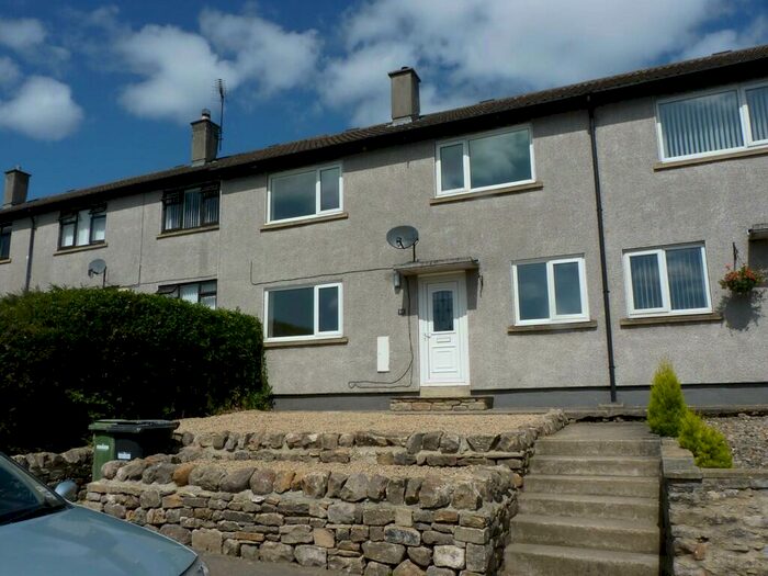 3 Bedroom Terraced House To Rent In Stuart Avenue, Richmond, DL10