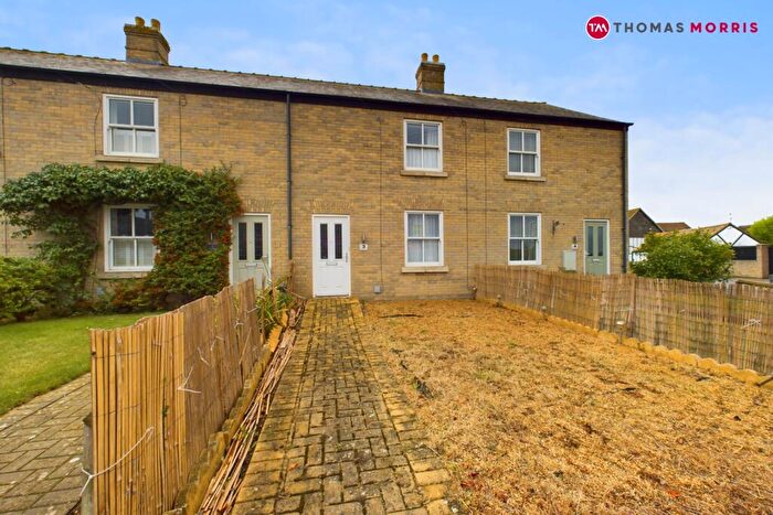 3 Bedroom Terraced House For Sale In High Street, Ellington, Huntingdon, PE28