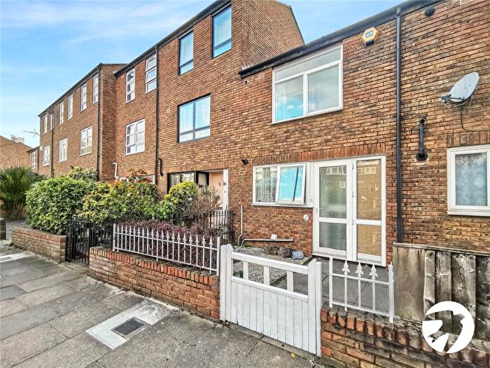 2 Bedroom Terraced House To Rent In Maxey Road, London, SE18