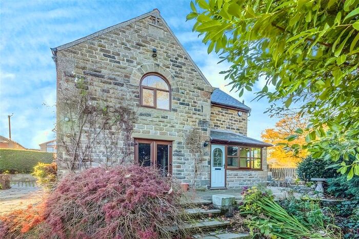 3 Bedroom Semi-Detached House To Rent In Hollinberry Lane, Howbrook, Wortley, Sheffield, S35