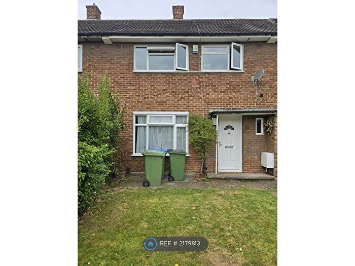 3 Bedroom Terraced House To Rent In Keightley Drive, London, SE9