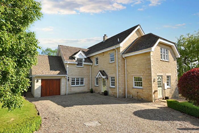 4 Bedroom Detached House To Rent In Waters Edge, Wansford, Stamford, PE8