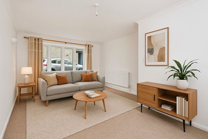 3 Bedroom Semi-Detached House For Sale In Preston Village Mews, Brighton, BN1