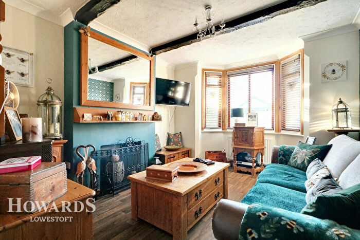 2 Bedroom Semi-Detached House For Sale In Commodore Road, Lowestoft, NR32