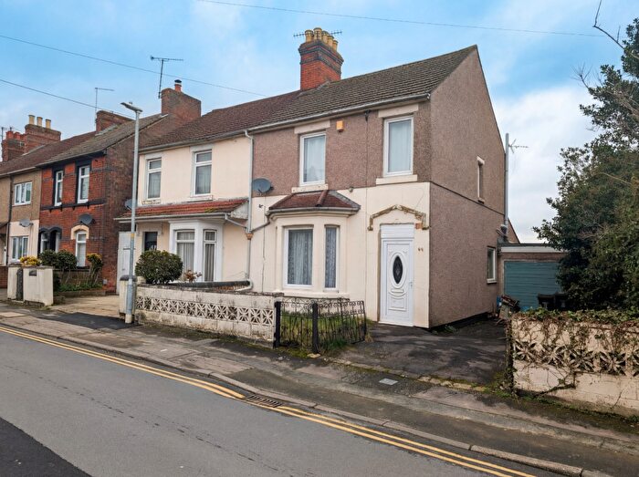 2 Bedroom Semi Detached House For Sale In Swindon, Wiltshire, SN1