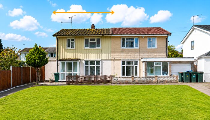 3 Bedroom Semi-Detached House For Sale In Hancock Green, Coventry, CV4