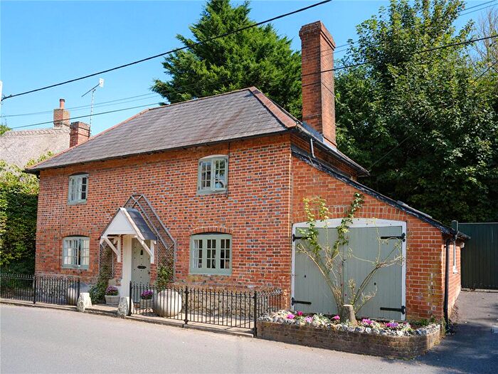3 Bedroom Detached House For Sale In Longstreet, Enford, SN9