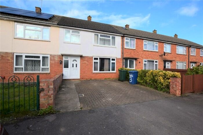 3 Bedroom Terraced House To Rent In Langford Gardens, Bicester, Oxfordshire, OX26