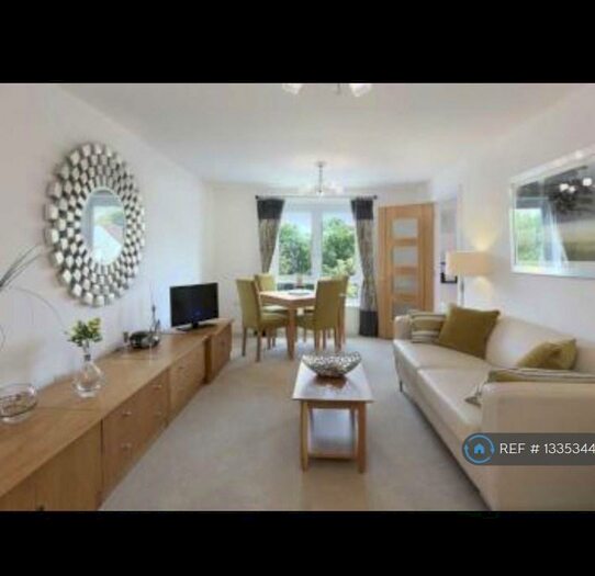 1 Bedroom Flat To Rent In Dorchester Court, Willesden Green, NW2