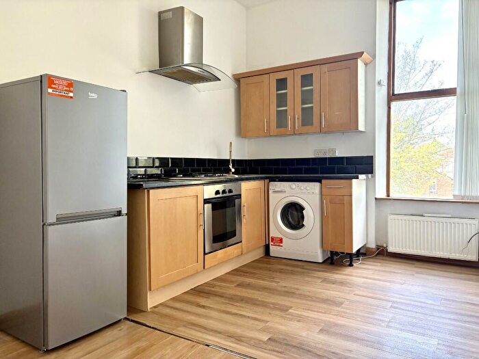 1 Bedroom Flat To Rent In Livingston Drive, Liverpool, Merseyside, L17