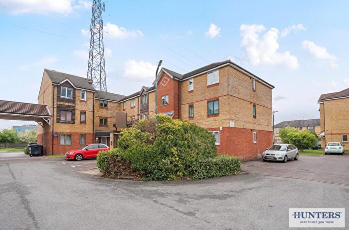 2 Bedroom Flat For Sale In Salmon Road, Dartford, DA1