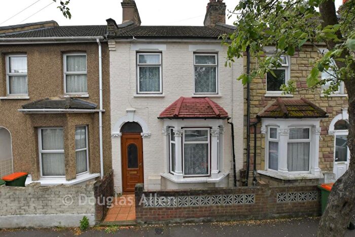 3 Bedroom Terraced House For Sale In Malvern Road, London, E6