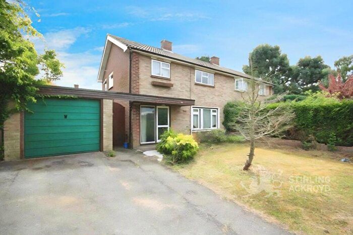 5 Bedroom Semi Detached House To Rent In Hunts Close, Guildford, GU2