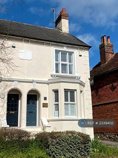 1 Bedroom Flat To Rent In High Street, Lenham, Maidstone, ME17