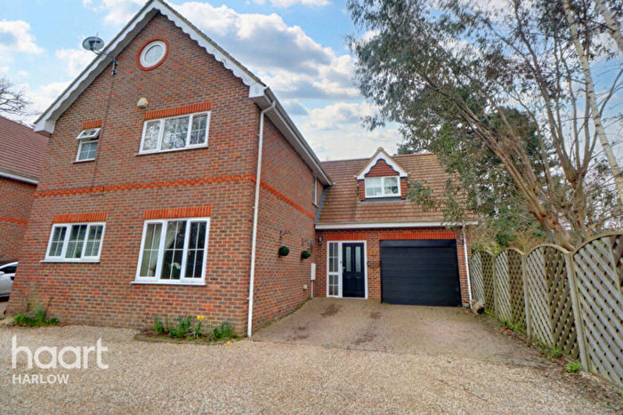 5 Bedroom Detached House For Sale In Upper Park, Harlow, CM20