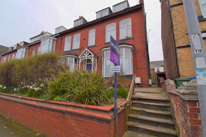 1 Bedroom Flat To Rent In Trinity Road, Bridlington, East Riding Yorkshire, YO15