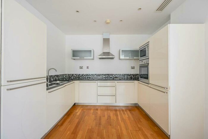 2 Bedroom Flat For Sale In Ability Place, Canary Wharf, London, E14