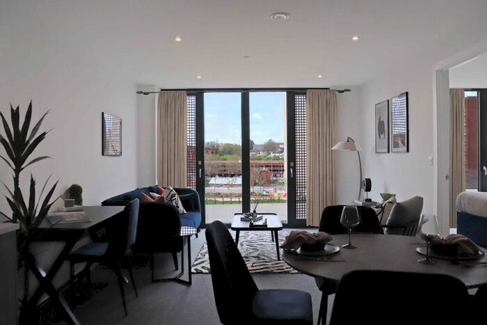 1 Bedroom Apartment To Rent In The Interchange, Daw Bank, Stockport, Greater Manchester, SK3
