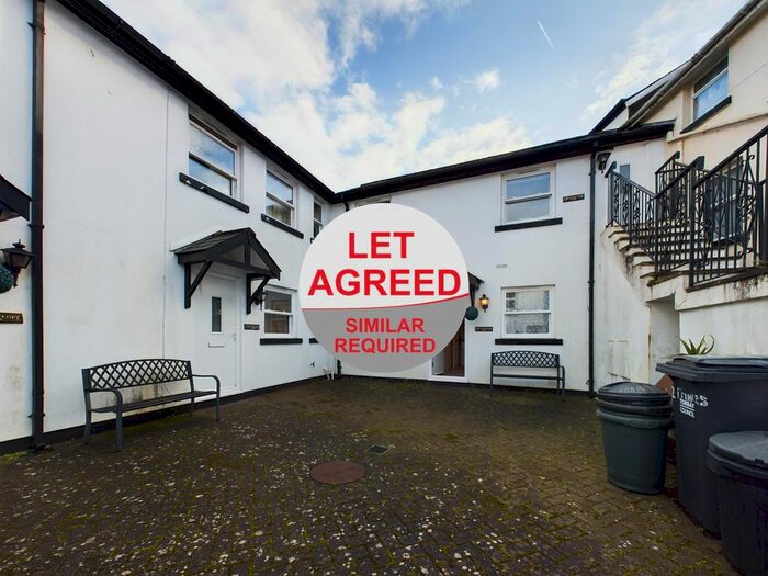 1 Bedroom Flat To Rent In Princes Street, Paignton, TQ3