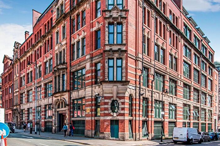 1 Bedroom Apartment To Rent In Whitworth Street, Manchester, Greater Manchester, M1