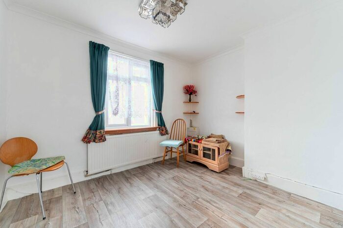 1 Bedroom Flat For Sale In Watford Road, Sudbury, Wembley, HA0
