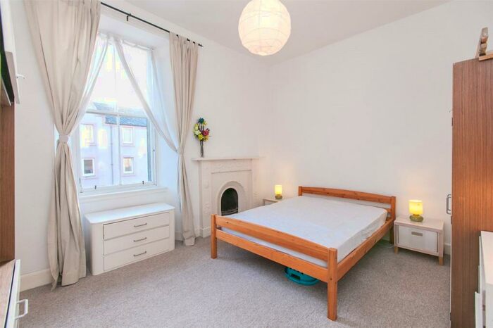 1 Bedroom Flat To Rent In Springwell Place, Dalry, Edinburgh, EH11