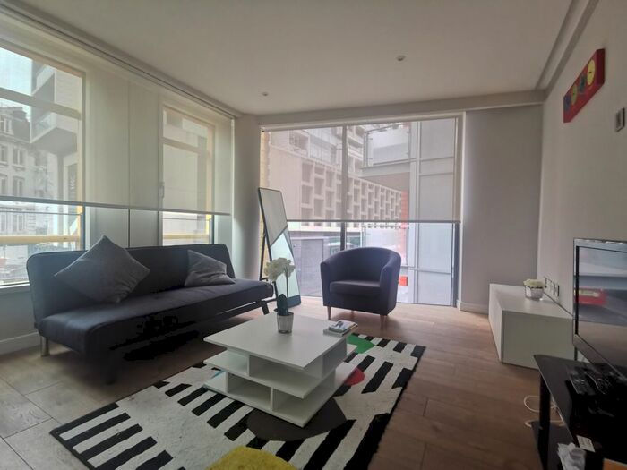 1 Bedroom Flat To Rent In Central St Giles, London, WC2H
