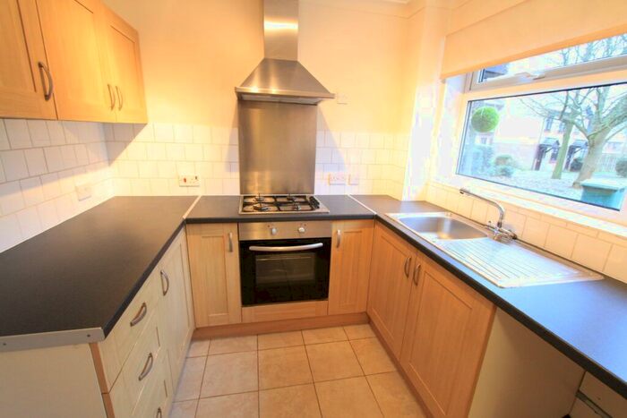 2 Bedroom Terraced House To Rent In Glyndebourne Gardens, Banbury, OX16