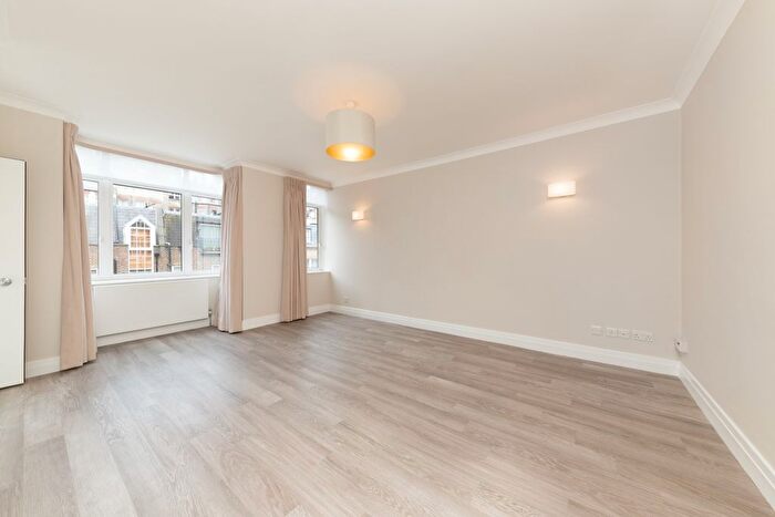 Studio To Rent In Sloane Street, London, SW1X