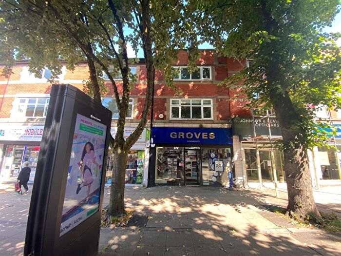 Studio To Rent In School Road, Sale, M33