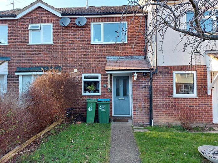 2 Bedroom Terraced House To Rent In Sheerstock, Haddenham, HP17