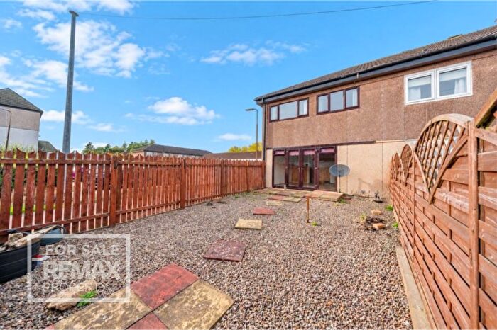 3 Bedroom Terraced House For Sale In Rannoch Walk, Livingston, EH54
