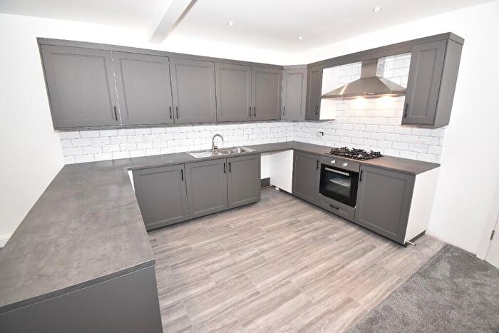 3 Bedroom Apartment To Rent In Manchester Road, Slaithwaite, HD7