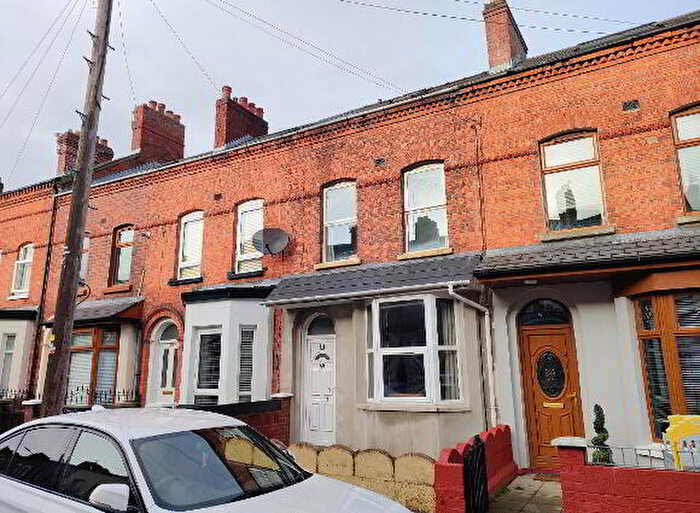 3 Bedroom Terrace House For Sale In Farnham Street, Belfast, BT7