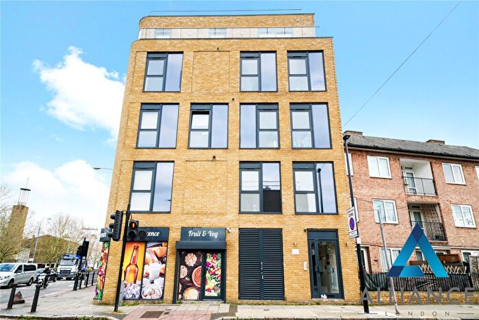 1 Bedroom Apartment To Rent In Saltwell Street, London, E14