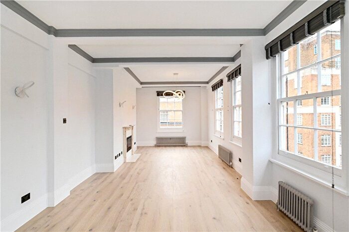 3 Bedroom Flat To Rent In Bryanston Court, George Street, W1H