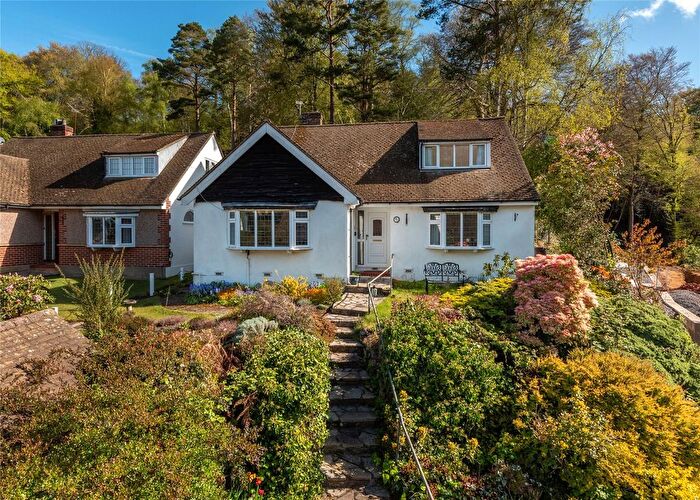 3 Bedroom Detached House For Sale In Denfield, Dorking, Surrey, RH4