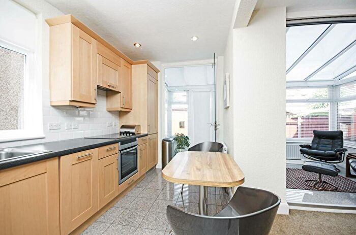 3 Bedroom House To Rent In Lynton Avenue, Colindale, London, NW9