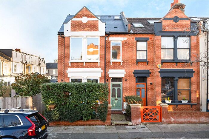 4 Bedroom End Terrace House For Sale In Haydon Park Road, Wimbledon, London, SW19